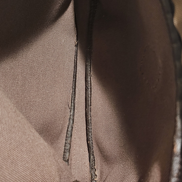 YSL Yves Saint Laruant Toilet Cosmetic pouch EUC - Picture 10 of 10